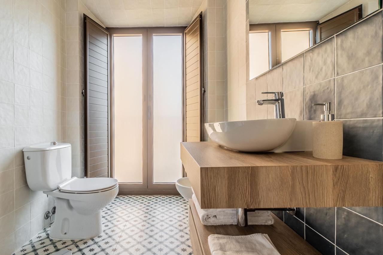 Apartamentos El Patio Plaza Santa Clara Caces エクステリア 写真